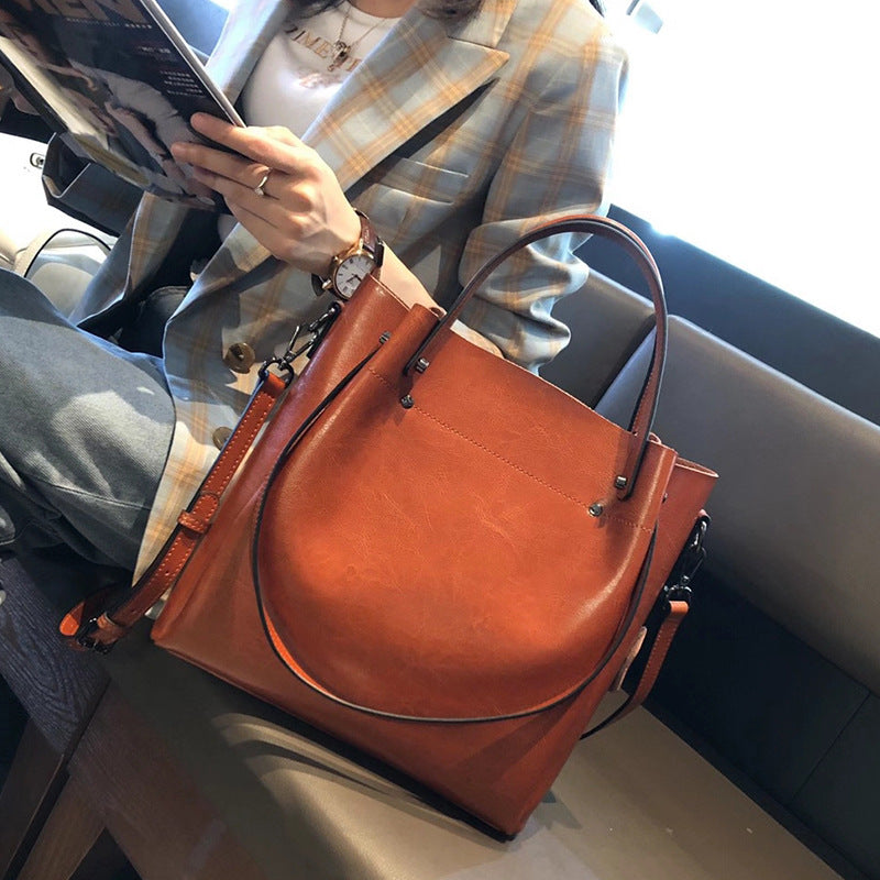 Genuine Leather High-grade Large Capacity Shoulder Bag